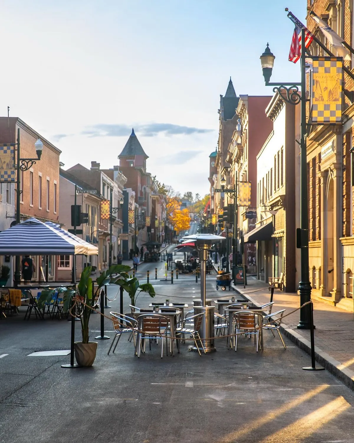 Thomaston combines historic charm, scenic landscapes, and a close-knit community with timeless appeal.